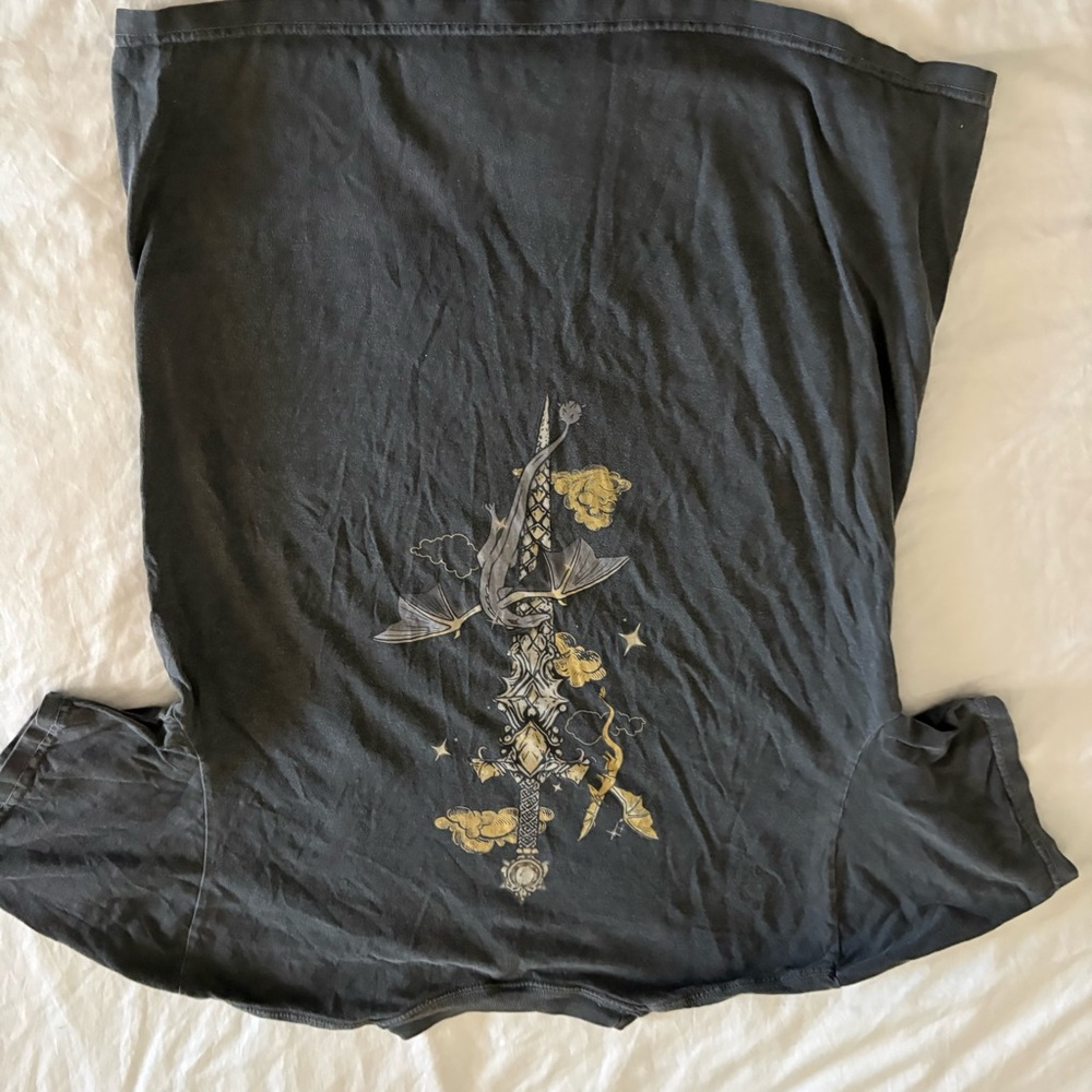 Violent Little Thing Fourth Wing shirt - Picture 4 of 5